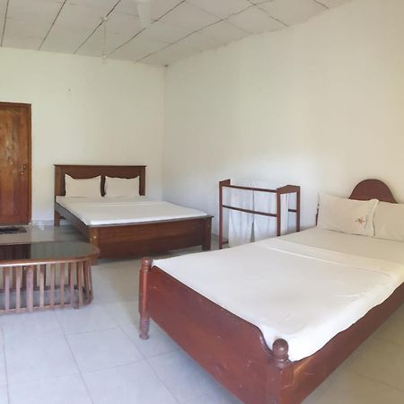 Sinharaja Hostel 114 Деніяя Екстер'єр фото