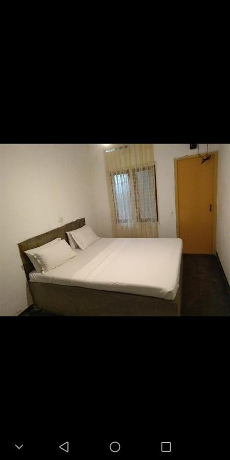 Sinharaja Hostel 114 Деніяя Номер фото