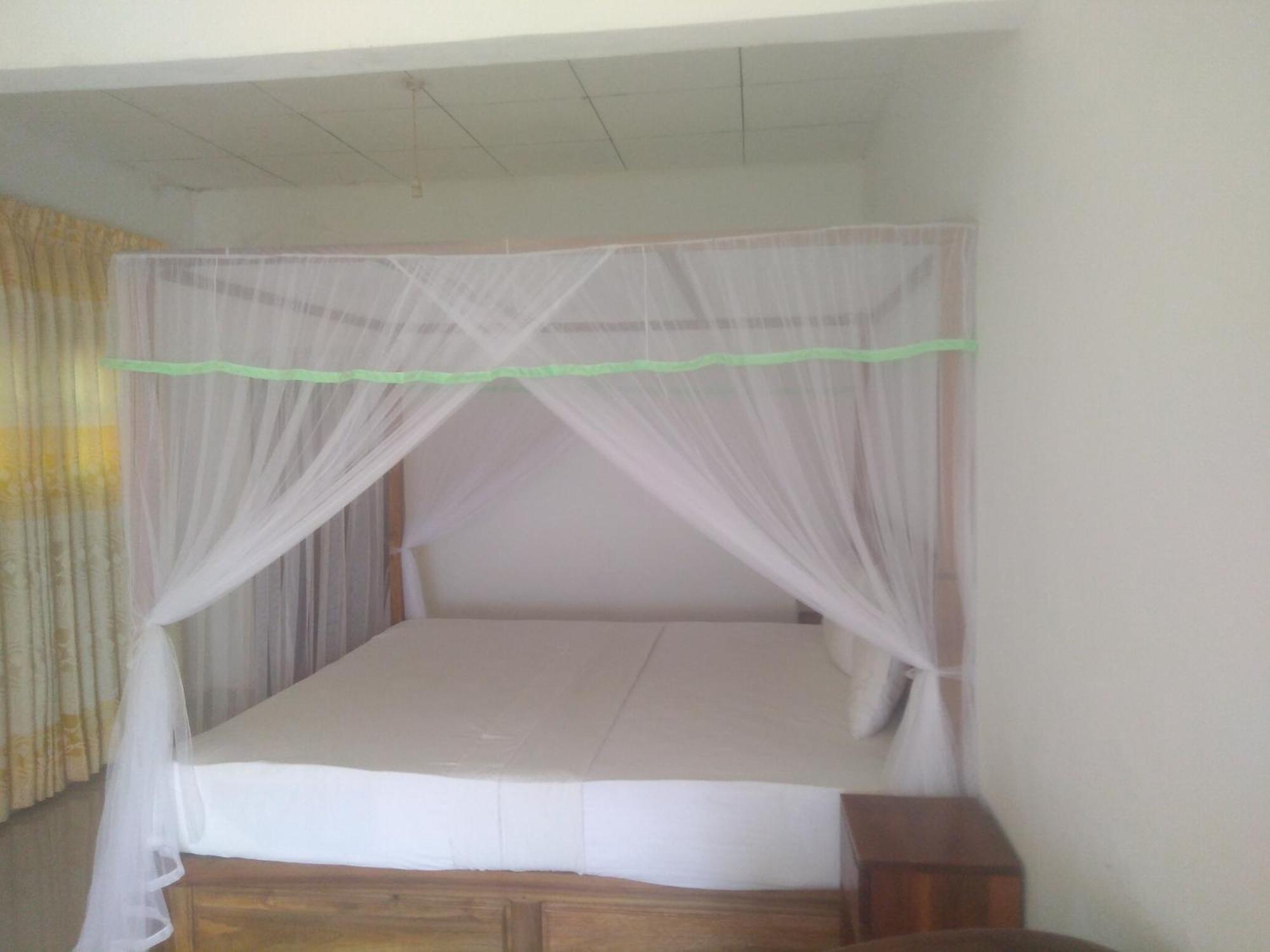 Sinharaja Hostel 114 Деніяя Номер фото